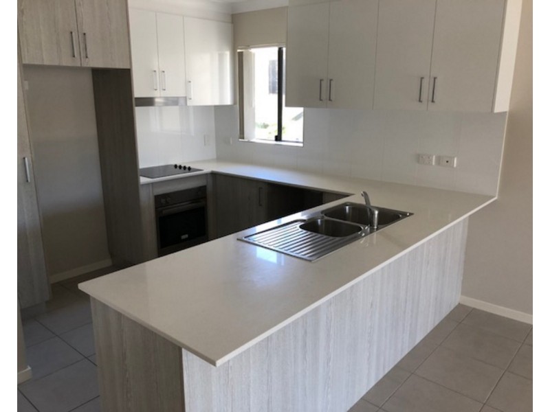 5-7 Seeney Street, Zillmere QLD 4034