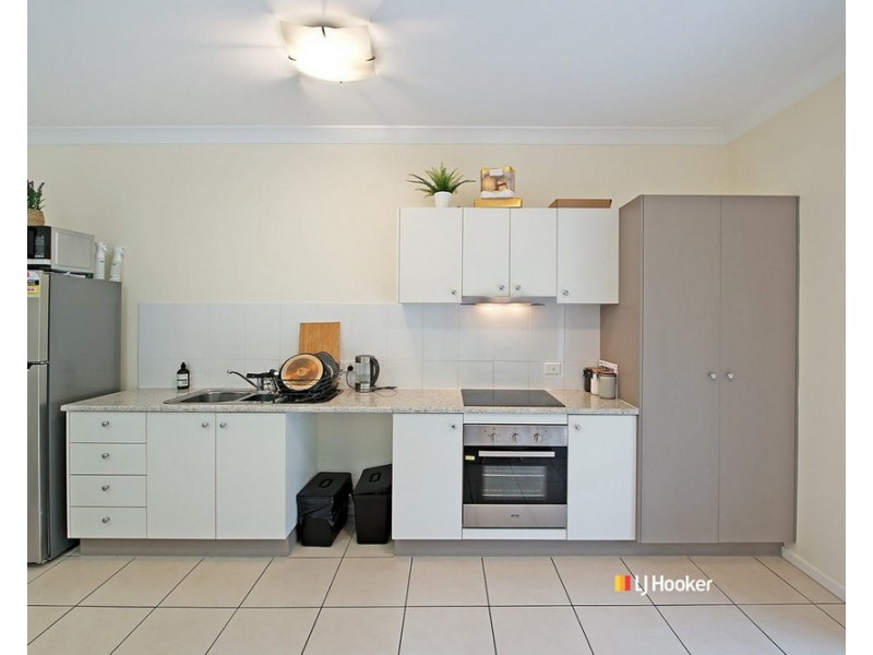 17/3 Swordgrass Crt, Kallangur QLD 4503