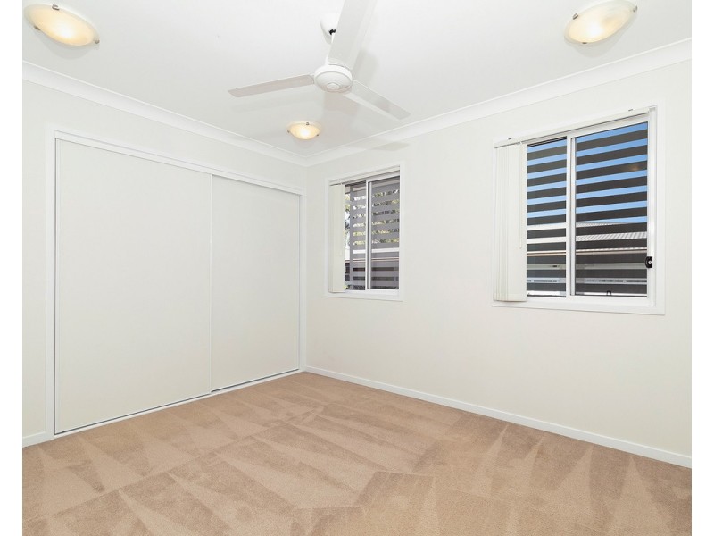 16/22 Yulia Street, Coombabah QLD 4216