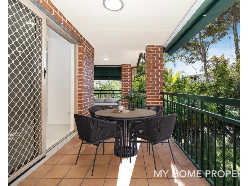 4/50 Rialto Street, Coorparoo QLD 4151