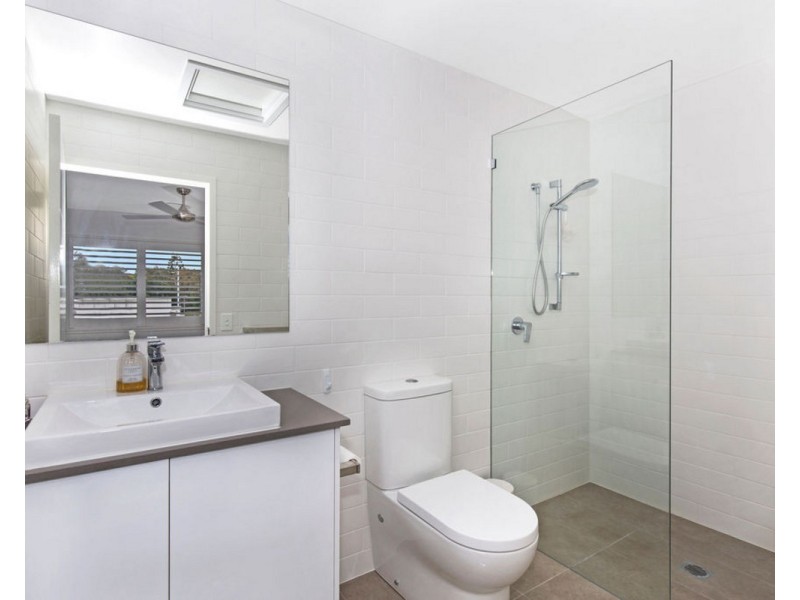 2/4 Oak Street, Hawthorne QLD 4171