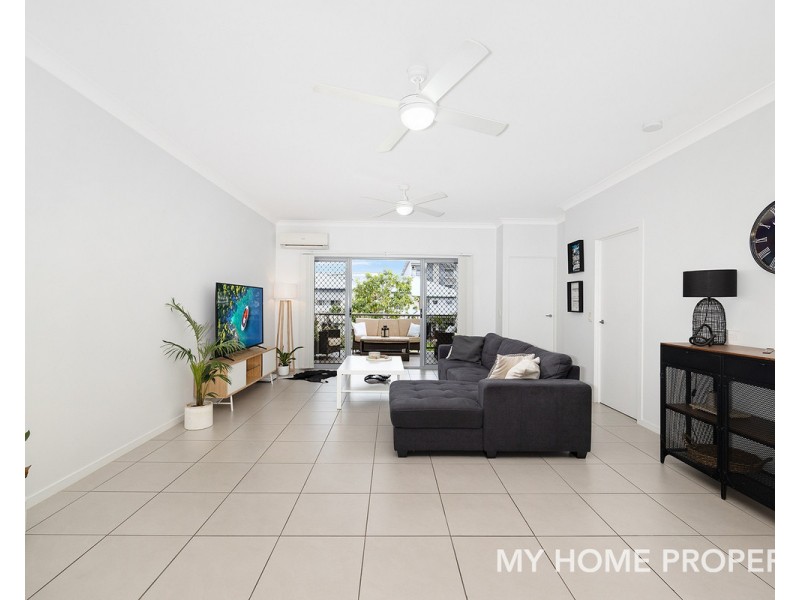 4/18 Charlie Street, Zillmere QLD 4034