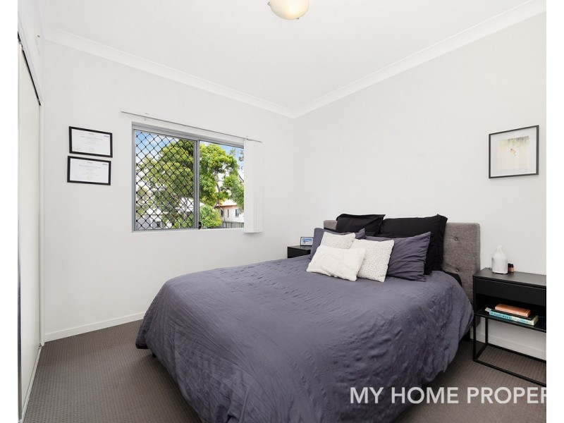4/18 Charlie Street, Zillmere QLD 4034
