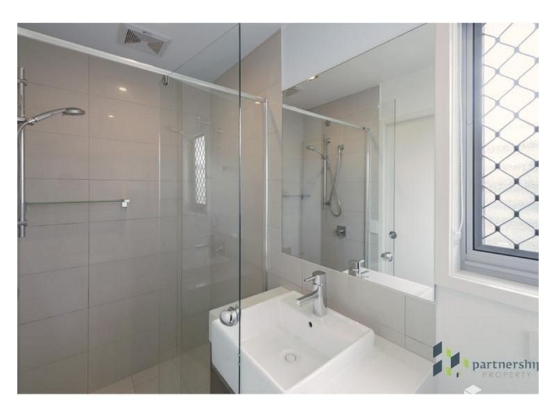 2/252 Pickering Street, Gaythorne QLD 4051