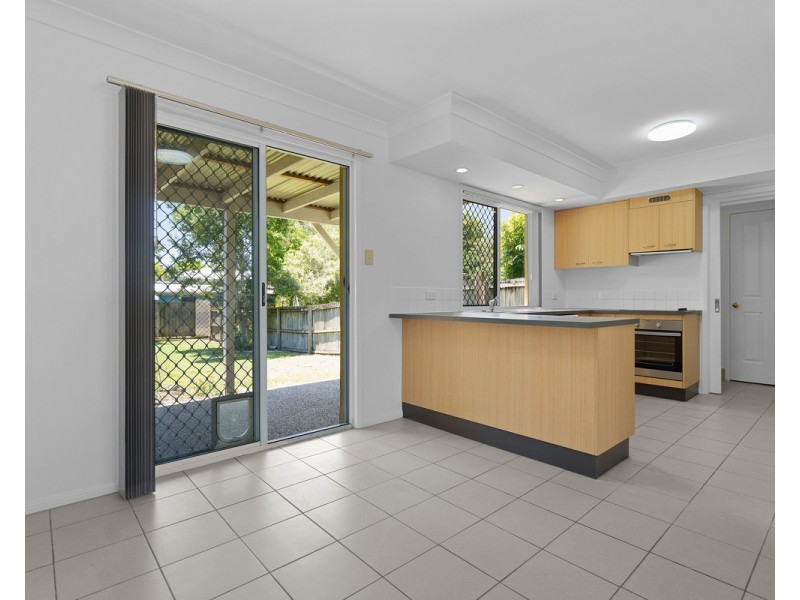 1/15 Austin Street, Wavell Heights QLD 4012