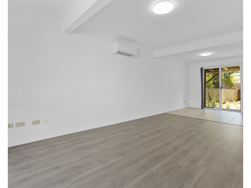 1/15 Austin Street, Wavell Heights QLD 4012