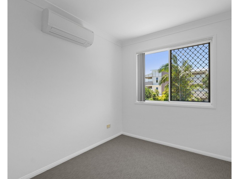 1/15 Austin Street, Wavell Heights QLD 4012