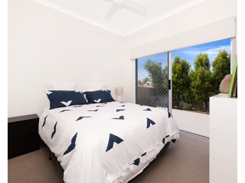 2/76 Gainsborough Street, Moorooka QLD 4105