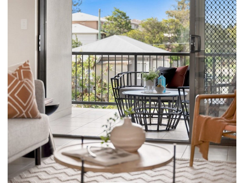 5-7 Seeney Street, Zillmere QLD 4034