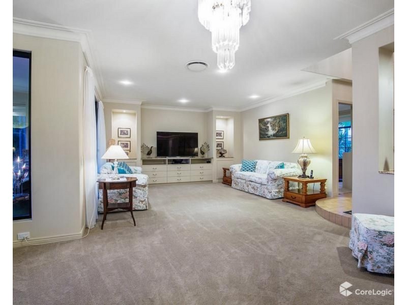 11 Windchimes Way, Helensvale QLD 4212