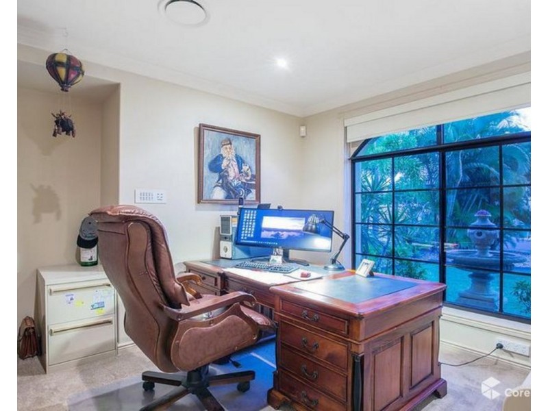 11 Windchimes Way, Helensvale QLD 4212