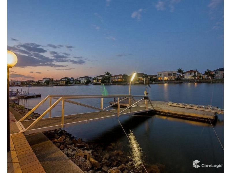 11 Windchimes Way, Helensvale QLD 4212
