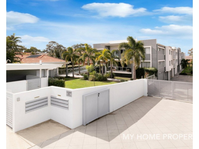 12/425 Pine Ridge, Runaway Bay QLD 4216