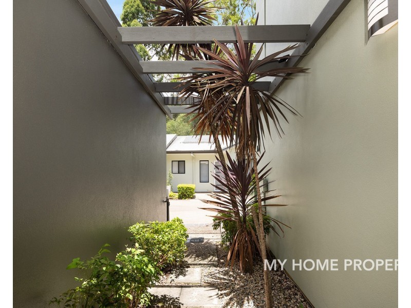 17/3 Swordgrass Crt, Kallangur QLD 4503