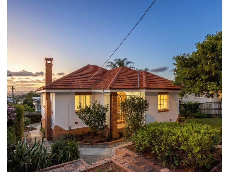 37 Boundary Road, Camp Hill QLD 4152