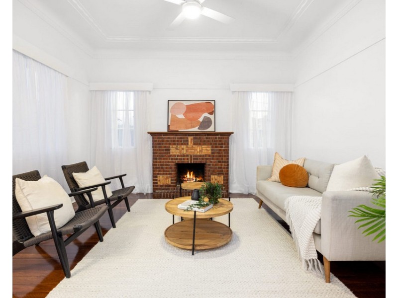 37 Boundary Road, Camp Hill QLD 4152