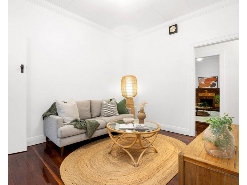 37 Boundary Road, Camp Hill QLD 4152