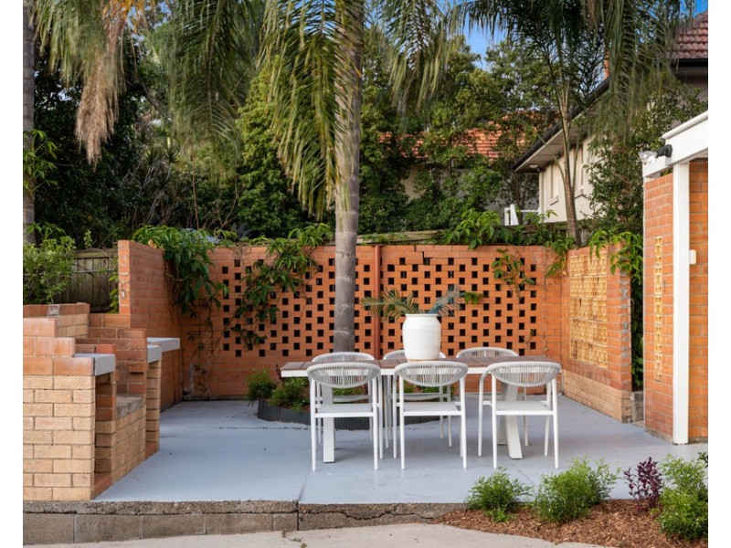 37 Boundary Road, Camp Hill QLD 4152