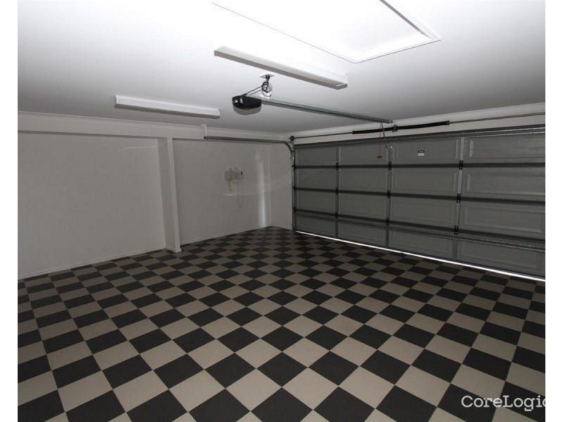 11 Richmond Terrace, Plainland QLD 4341