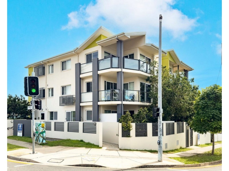 2/60 Ernest Street, Manly QLD 4179