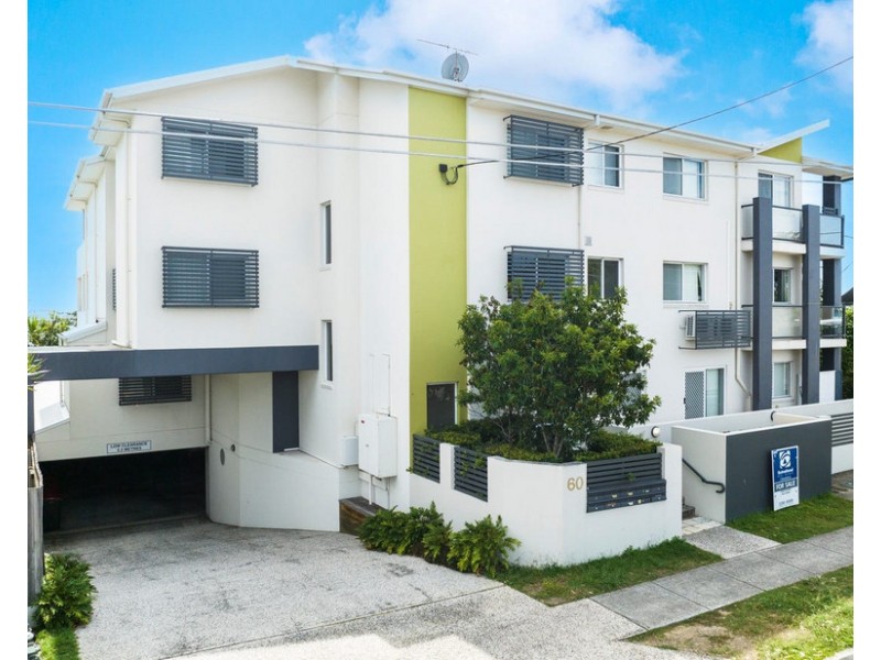 2/60 Ernest Street, Manly QLD 4179