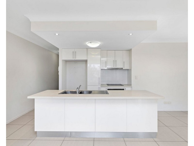 2/60 Ernest Street, Manly QLD 4179