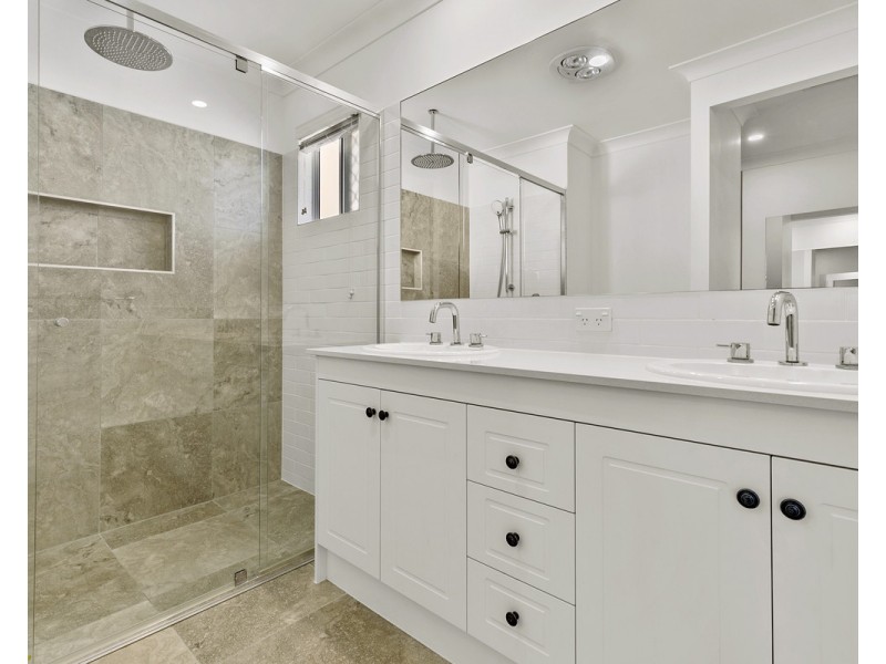 28 Musgrave Street, Wellington Point QLD 4160