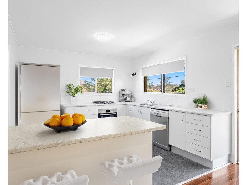 5 Hill End Tce, West End QLD 4101