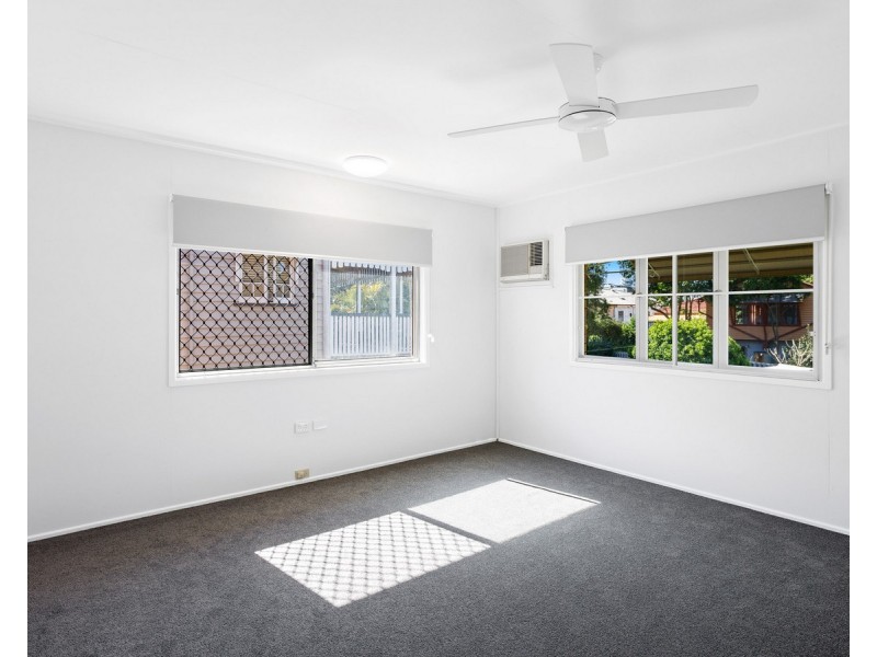 5 Hill End Tce, West End QLD 4101