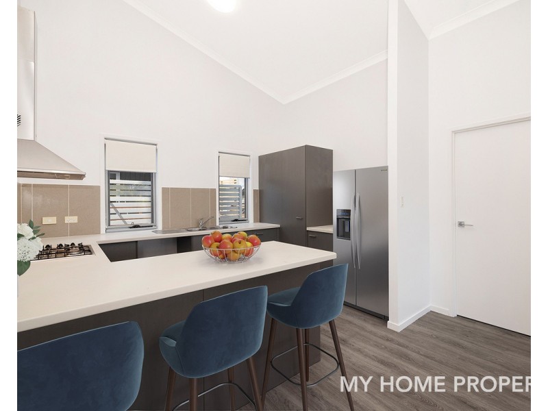 2/100 Bride Street, Wynnum QLD 4178