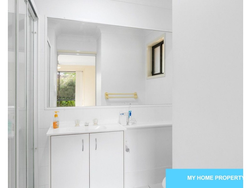 18/239-249 Mooroondu Road, Thorneside QLD 4158