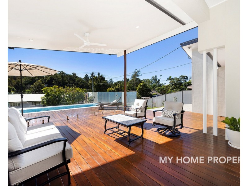 23 Marney Street, Chapel Hill QLD 4069