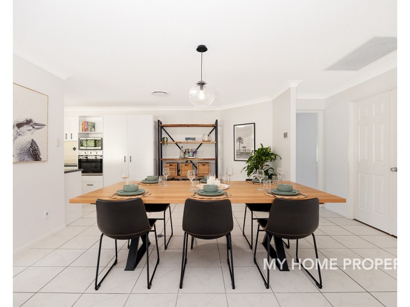 30 Quandong Court, Arana Hills QLD 4054