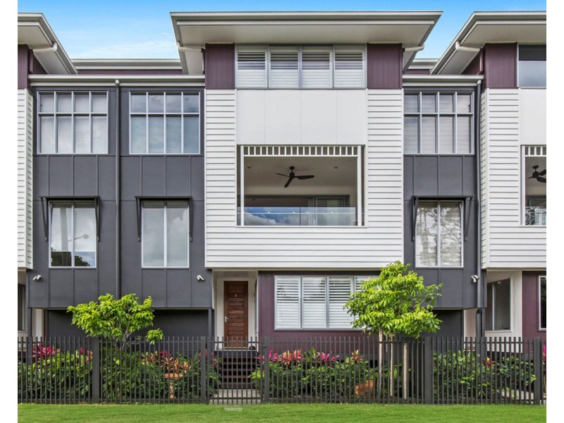 2/4 Oak Street, Hawthorne QLD 4171