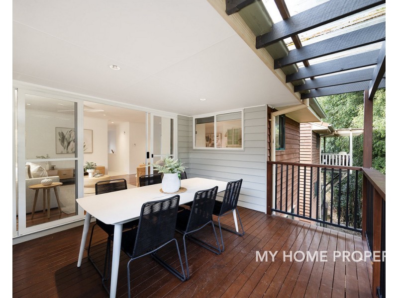 11/36 Andrew Street, Balmoral QLD 4171