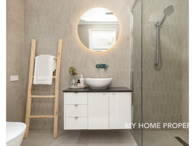 11/36 Andrew Street, Balmoral QLD 4171