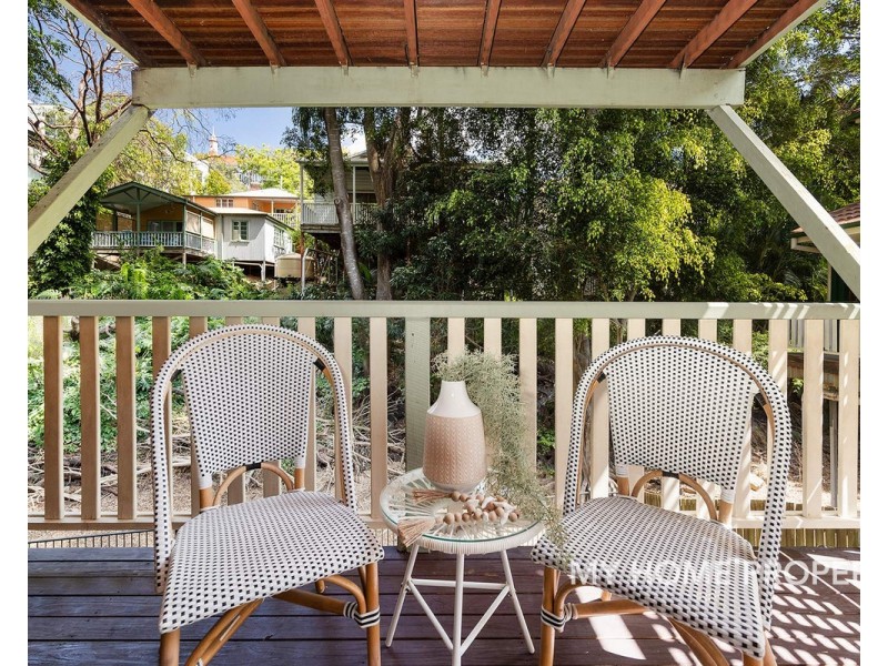 11/36 Andrew Street, Balmoral QLD 4171