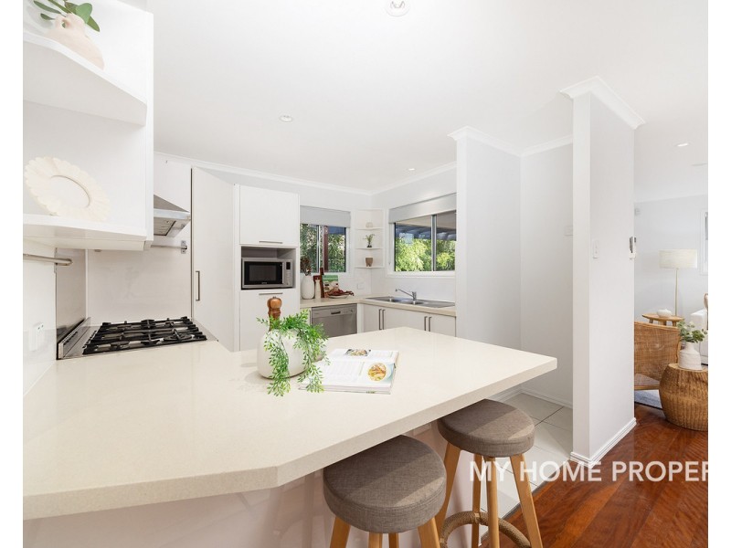 11/36 Andrew Street, Balmoral QLD 4171