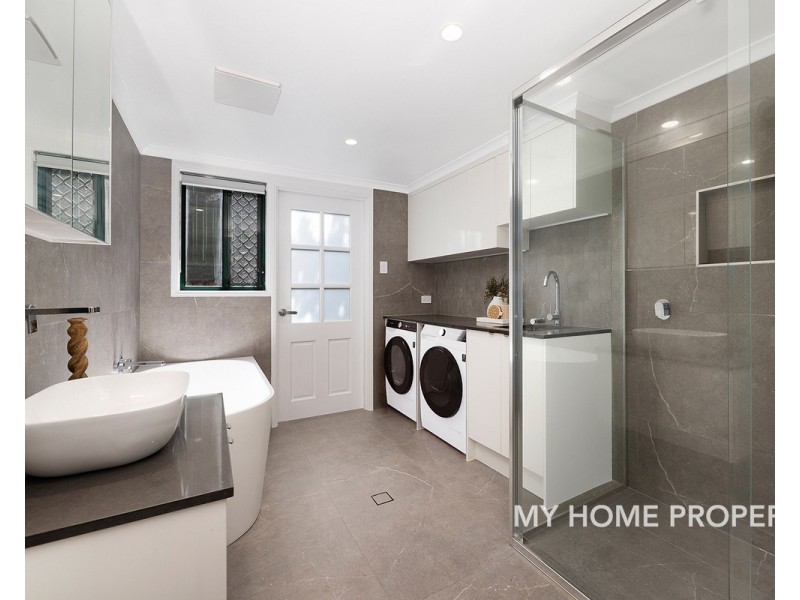 11/36 Andrew Street, Balmoral QLD 4171