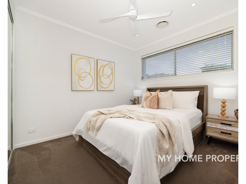 72 Dover Street, Hawthorne QLD 4171