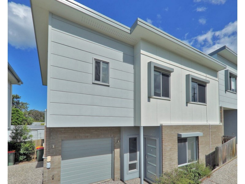 2/10 Koolatah Street, Carina QLD 4152