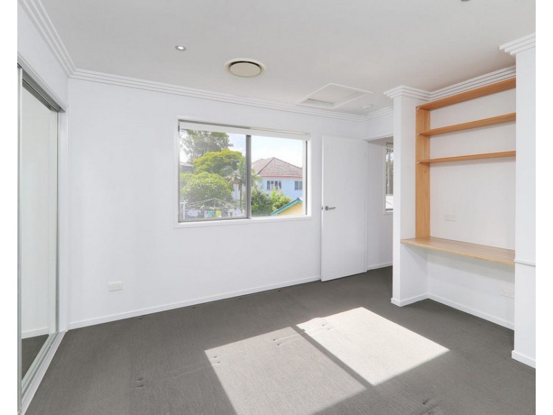 2/10 Koolatah Street, Carina QLD 4152