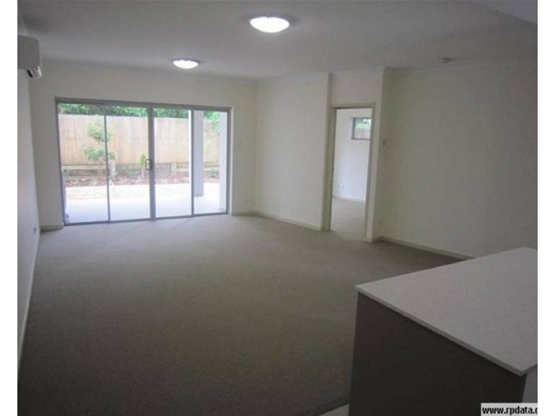 1/9 Victor Street, Holland Park West QLD 4121