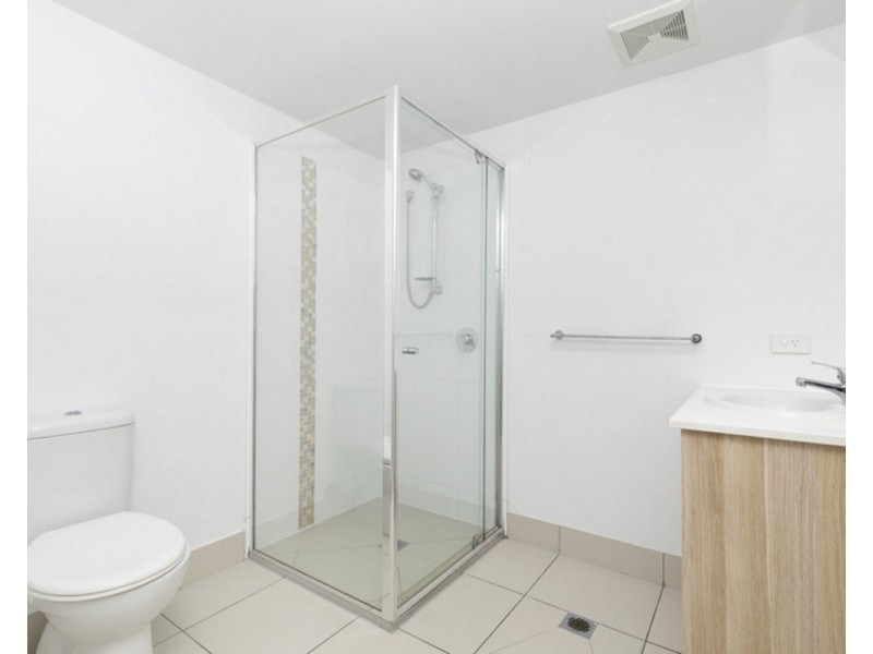 10/425 Pine Ridge Road, Runaway Bay QLD 4216