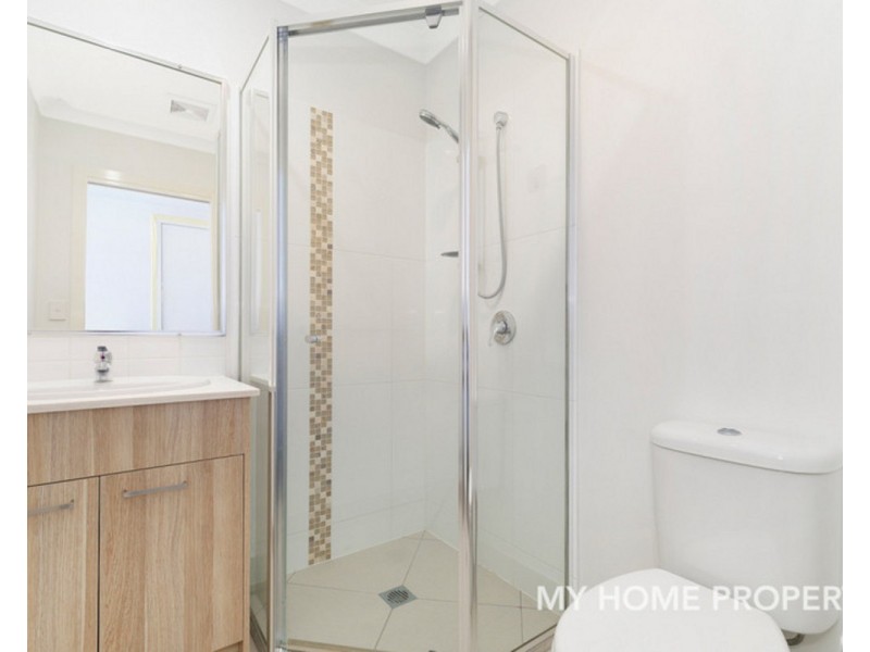 10/425 Pine Ridge Road, Runaway Bay QLD 4216