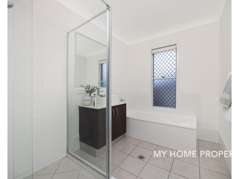 1/9 Wild Kaiser Road, Coomera QLD 4209