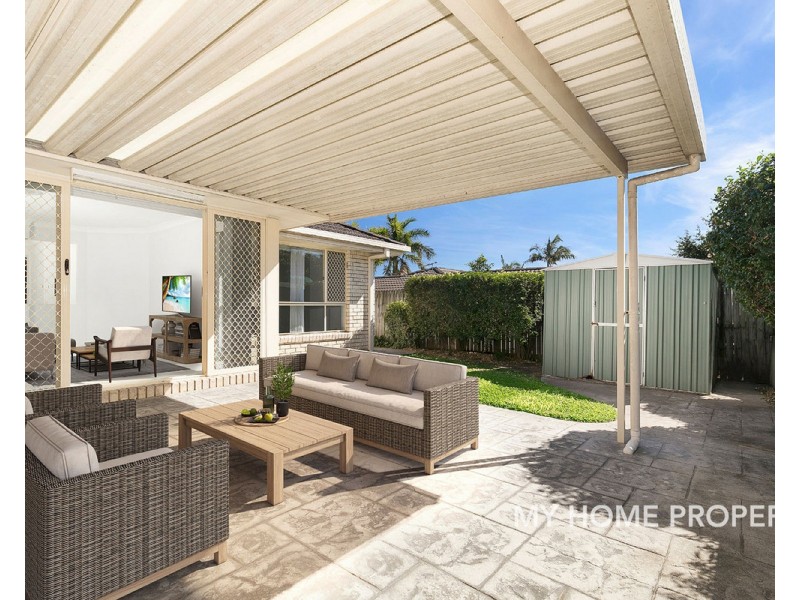 27 Brandella Street, Belmont QLD 4153