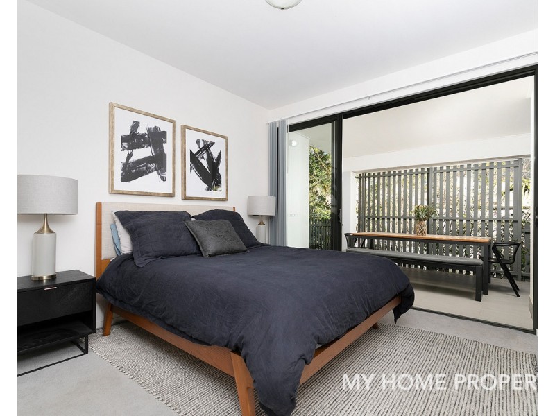 8/15 Lytton Road, Bulimba QLD 4171
