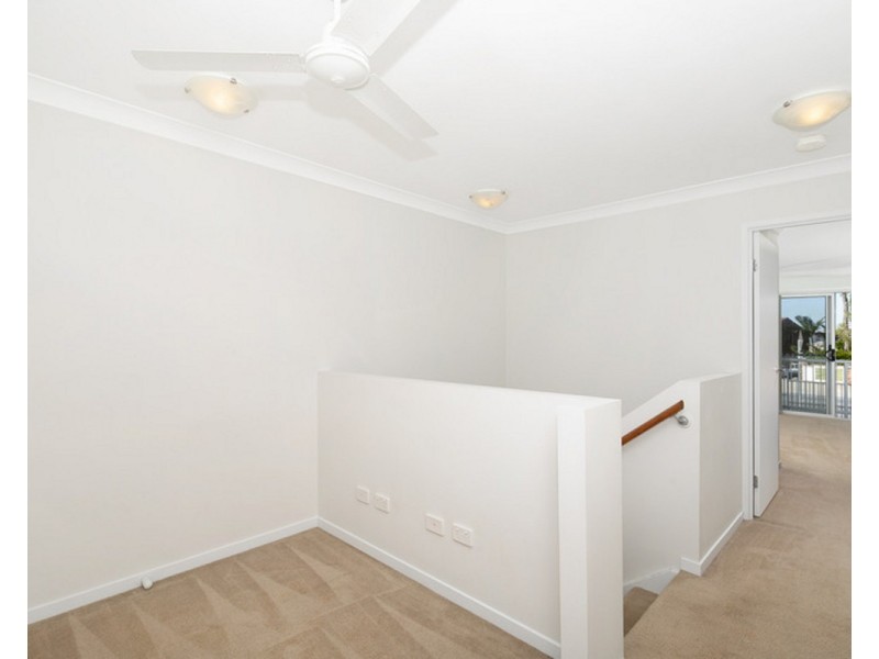 24/22 Yulia Street, Coombabah QLD 4216