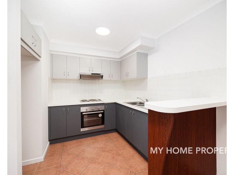 10/106 Linton Street, Kangaroo Point QLD 4169
